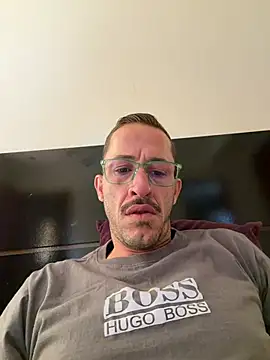 MeladoDiMel's Live XXX Chat