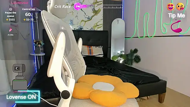 Alexa_therealhorsecock Show in webcam