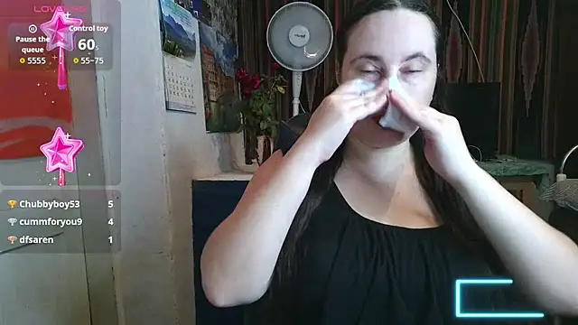 Cora_Maro Adlı Modelin Canlı XXX Sohbeti