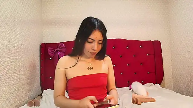 แชท XXX สดของ valentinashine