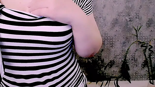 Djullia – Live XXX-chat