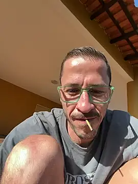 MeladoDiMel's Live XXX Chat