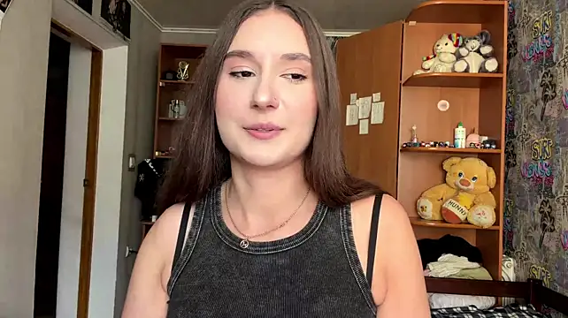 Chat +18 de KittyNoSkirty ao vivo
