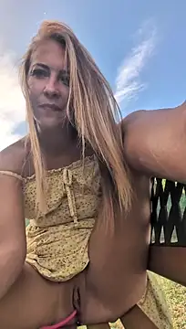 Živý XXX chat Risky_girl23_