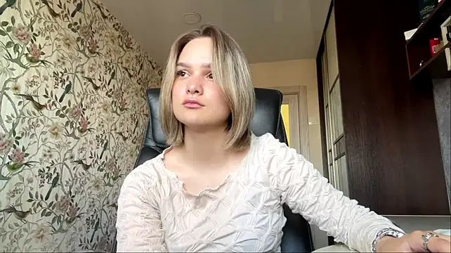 HarrietBunner Chat XXX in diretta