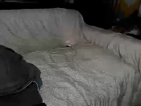 XXX chat uživo modela Trish_CurveCock