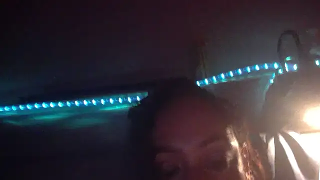 צ'אט XXX בשידור חי של Yayabell3