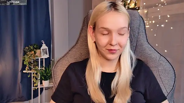 MaoqiBeverly Chat XXX live