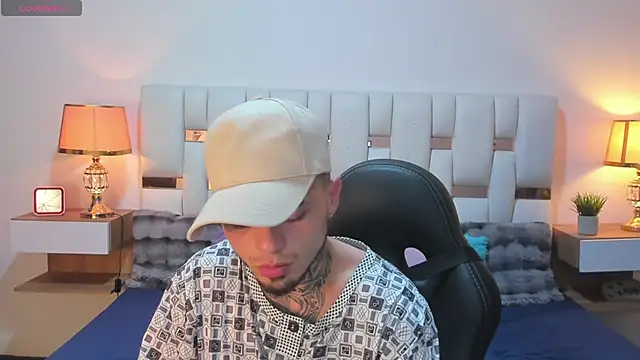 Zeus_damian21 webkamerás műsora