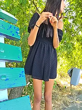 دردشة AndreeaMuller الجنسية المباشرة