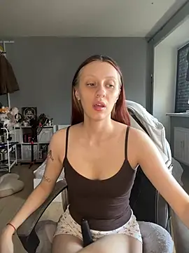 Uniartenn Live XXX chat