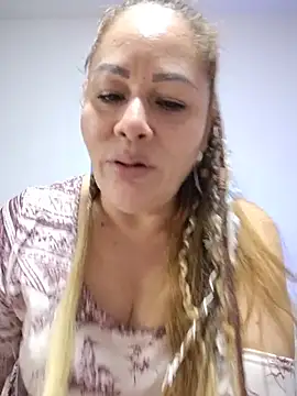 Chat XXX Live SluttyMilf79