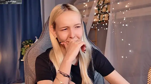 MaoqiBeverly's Live XXX Chat