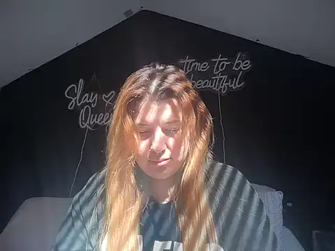 curvy_rosie69 Adlı Modelin Canlı XXX Sohbeti