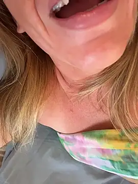 ChristinaSiemone Live XXX-Chat