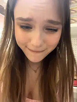 Živý XXX chat Lunabelle_
