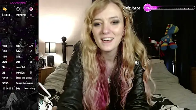EllieeRose XXX чат на живо