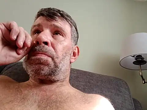 stud2512: απευθείας συνομιλία ΧΧΧ