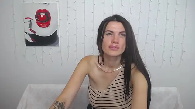 MilaLoona 라이브 XXX 채팅