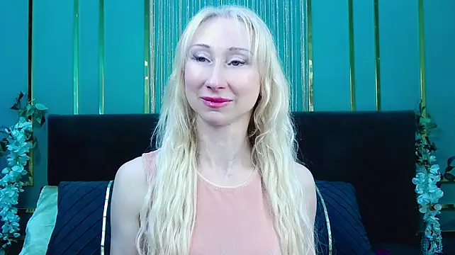KissDreamm's Live XXX Chat