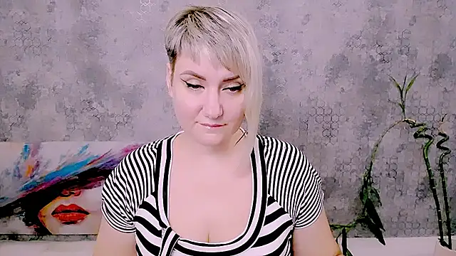Chat XXX ao vivo de Djullia