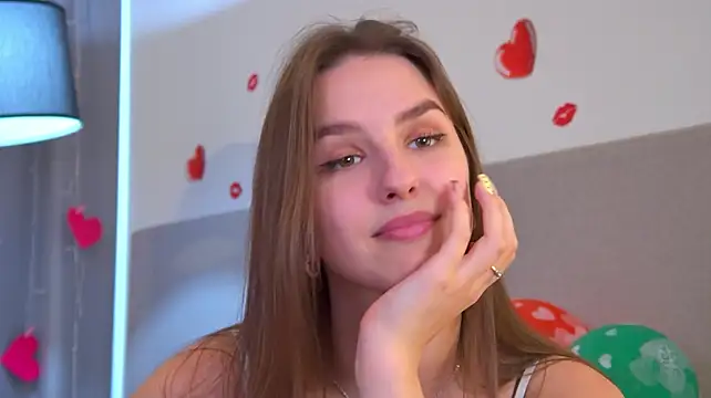 AliceAtkins' Live XXX Chat