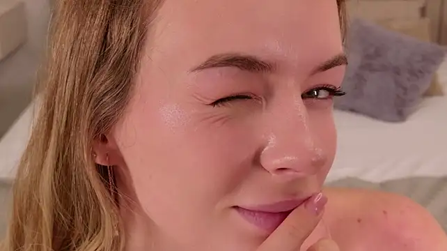 Živý XXX chat MeganMouris