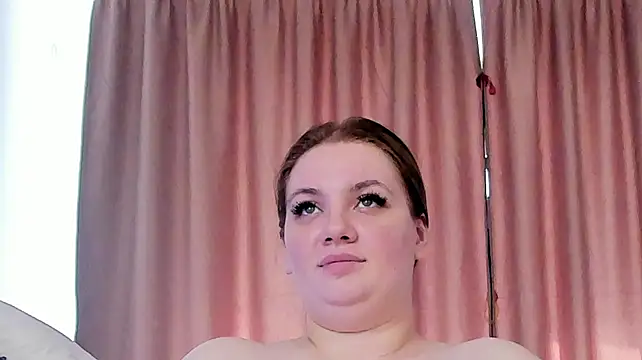 MelanieBrownn Adlı Modelin Web Kamerası Şovu