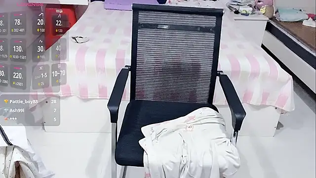miaomiao-99 Adlı Modelin Canlı XXX Sohbeti