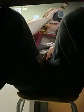 צ'אט XXX בשידור חי של cinnabon_