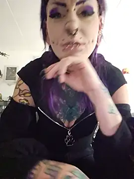 โชว์เว็บแคมของ Purple_Coffin666