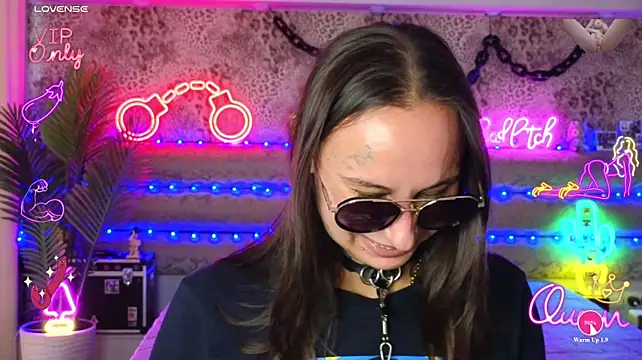 Živý XXX chat Cool_Freak_