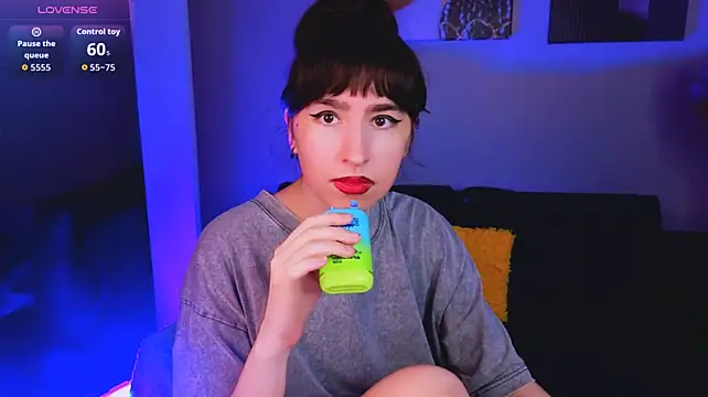 Онлайн чат XXX Lily_xBabe
