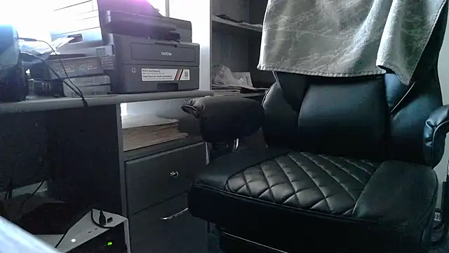 TrevorSteele Show Webcam
