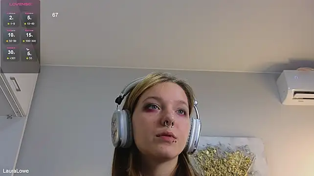 LauraLowe Live XXX-Chat