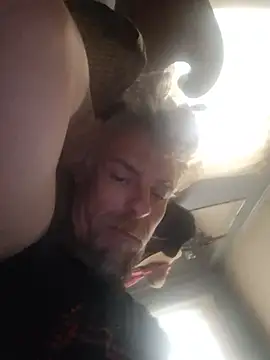 Chatroom XXX en direct de 19JaSon83