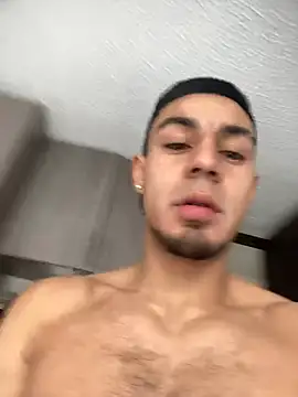 Taylor_DiamondBoy: онлайн-секс-чат