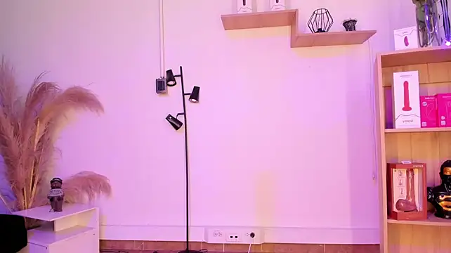 Tylla__'s Live XXX Chat