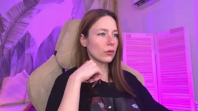 DamnWitchh's Live XXX Chat
