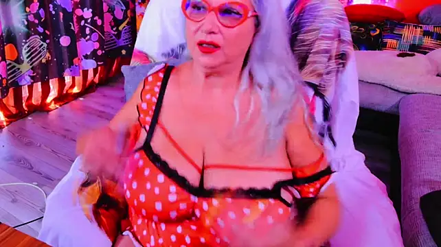 Онлайн чат XXX YOUR_MATURE_FANTASY