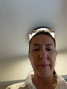eveangelll Adlı Modelin Canlı XXX Sohbeti