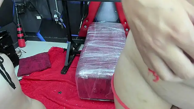 Živý XXX chat BDSM_PERLA