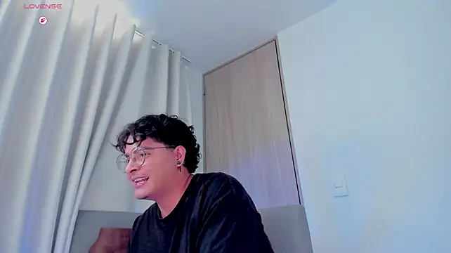 Yossef_ftm's Live XXX Chat