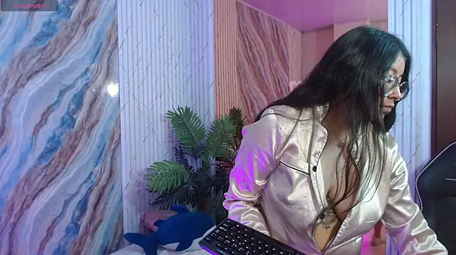 دردشة elowen_tay الجنسية المباشرة