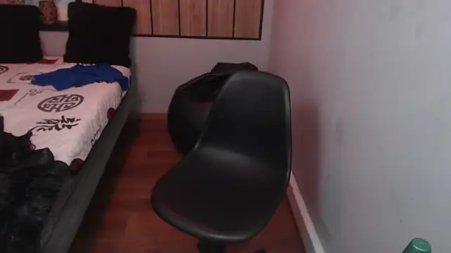 kevin_23_ Show Webcam