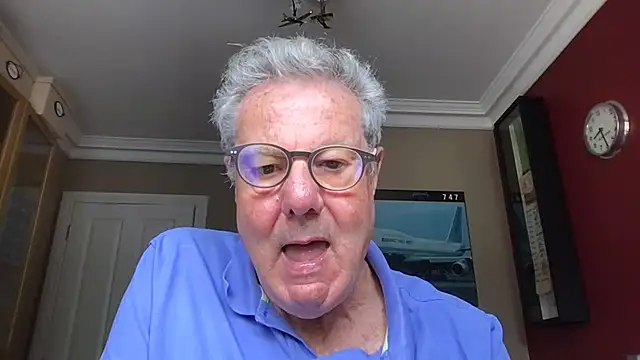 Oldpistolpete's Live XXX Chat