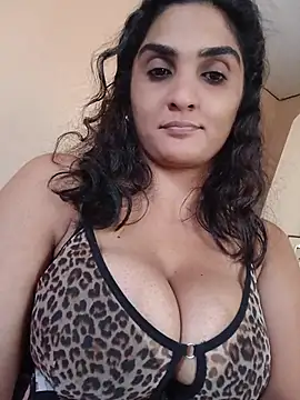 Eroticindian07 即時 XXX 聊天