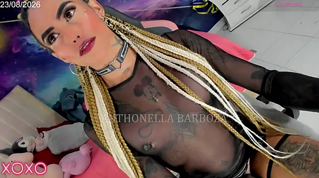 Nella_Dolls' Live XXX Chat