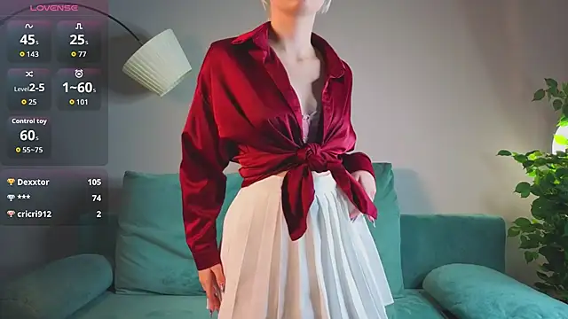 GoldenLenarz's Live XXX Chat