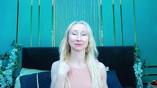 KissDreamm's Live XXX Chat